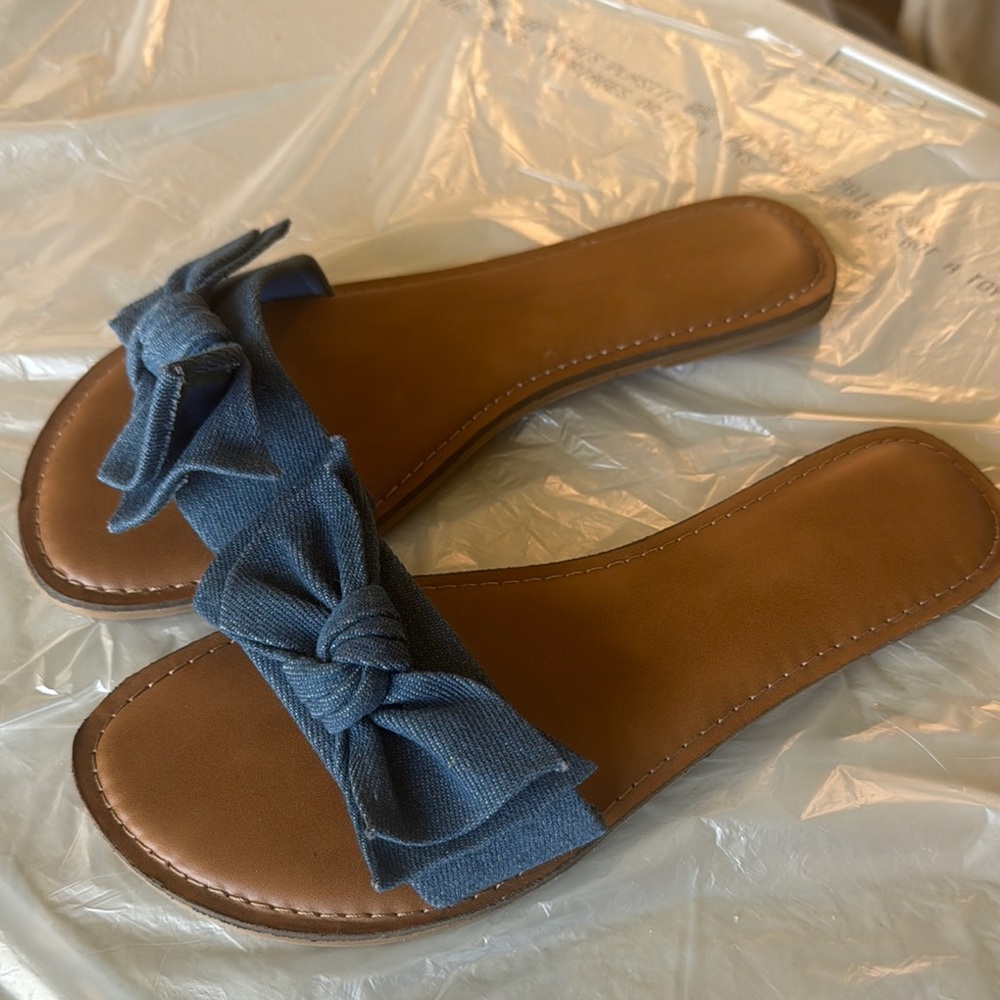 Time and Tru Denim Blue Bow Sandals